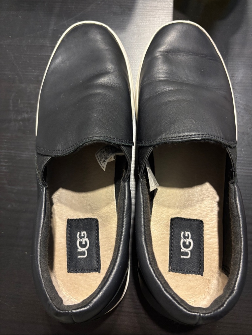 UGG Women’s Slip-On Leather Sneakers - Black - Size 8 - Picture 2 of 7